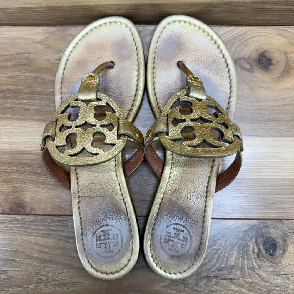 Tory Burch Miller Flip Flops 9 M Gold Pebble Leather Vacation Resort